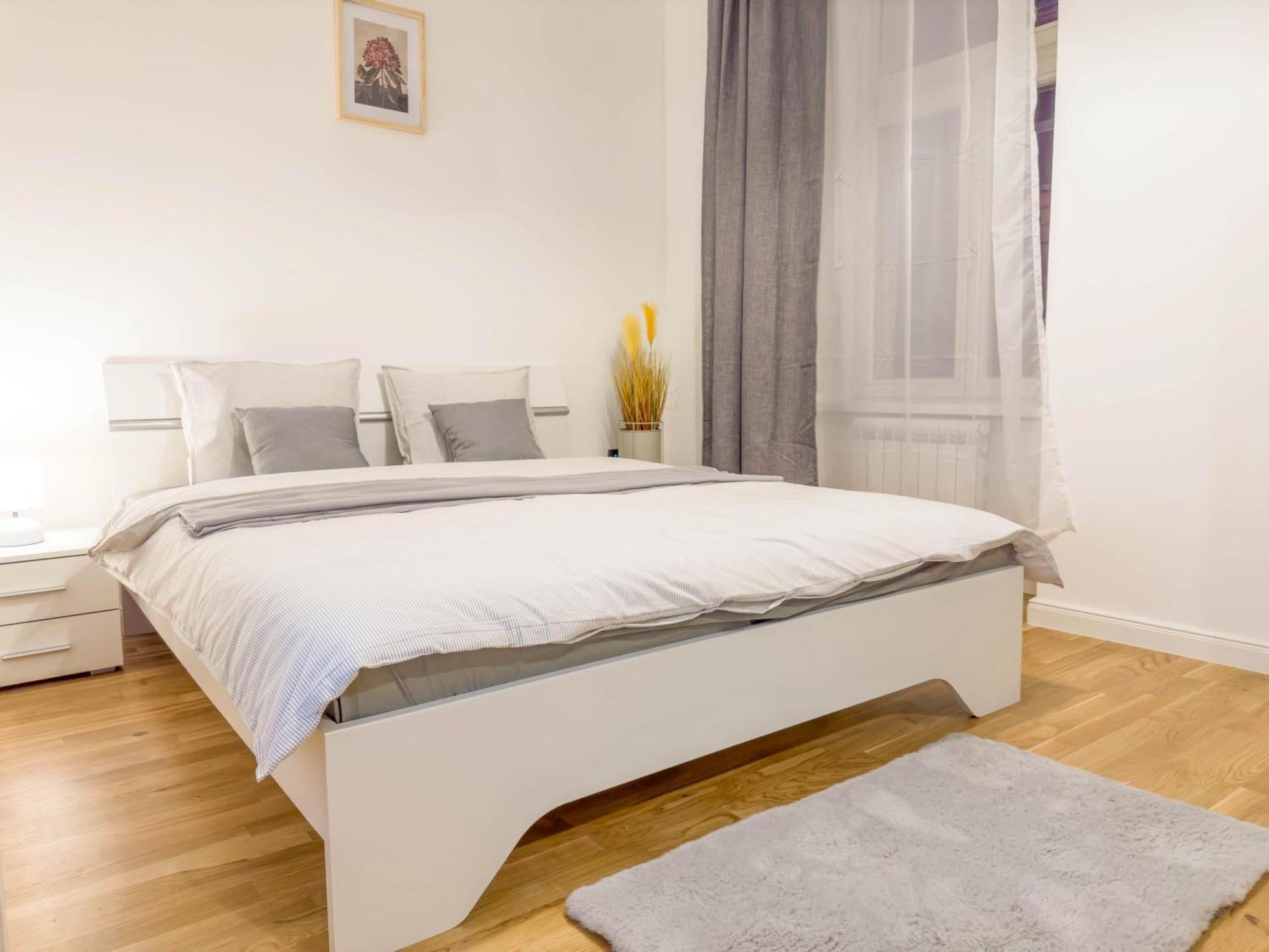 Cozy In 1 Next To Florenc Station Apartamento